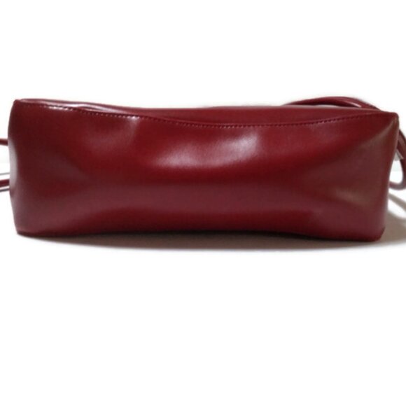 Estee Lauder Red Leather Shoulder Bag - Picture 6 of 9